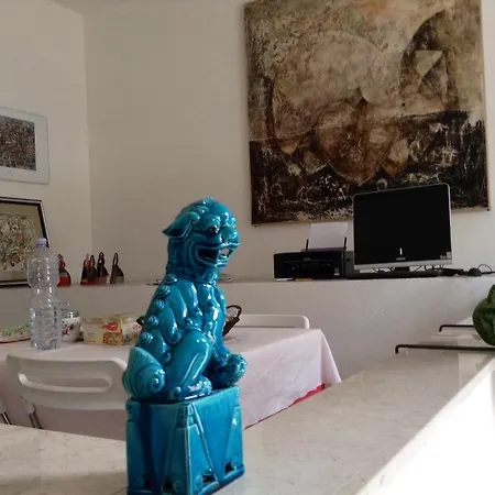 Plaza Nuoro B&B 누오로